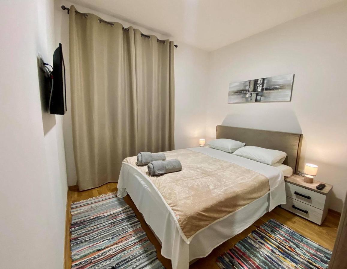 Newtown Apartment Nikšić Eksteriør billede