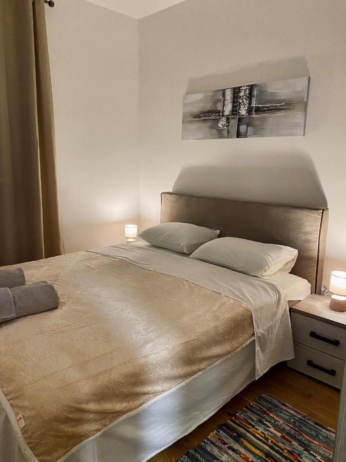 Newtown Apartment Nikšić Eksteriør billede