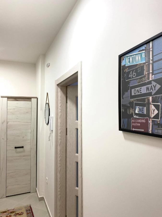 Newtown Apartment Nikšić Eksteriør billede