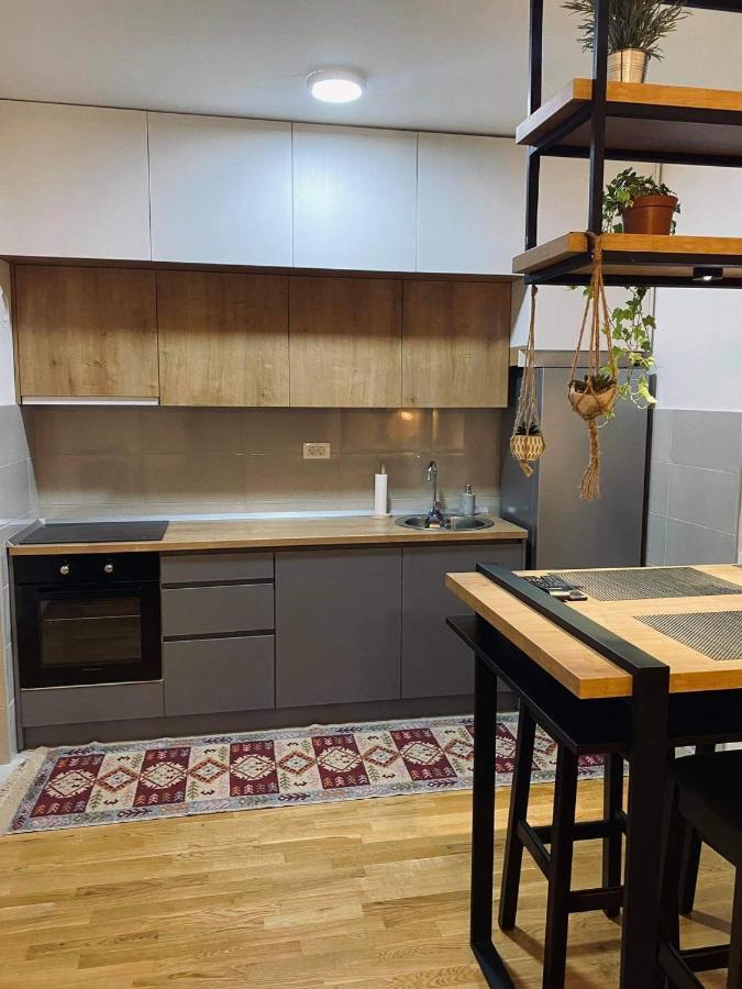 Newtown Apartment Nikšić Eksteriør billede