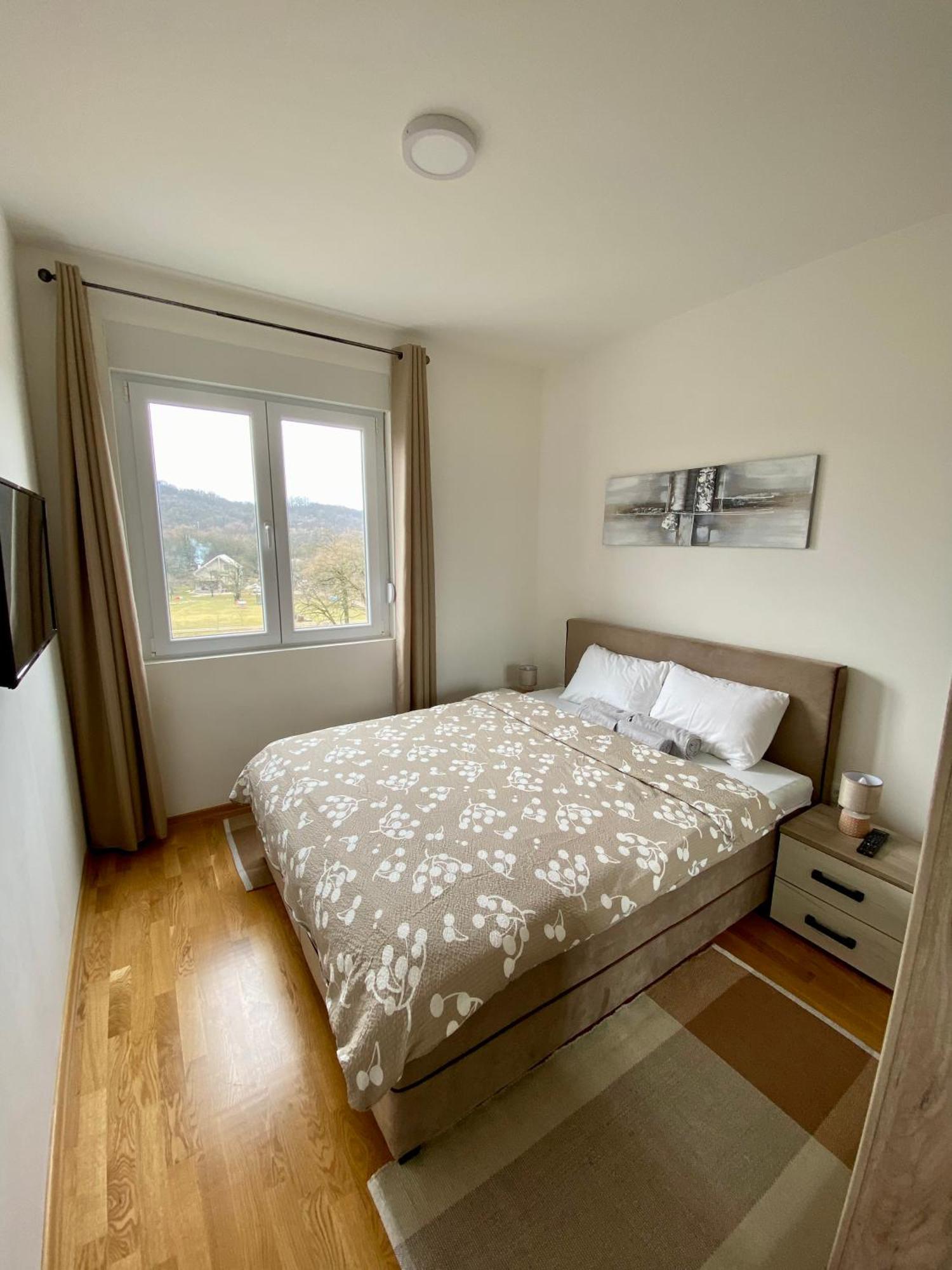 Newtown Apartment Nikšić Eksteriør billede